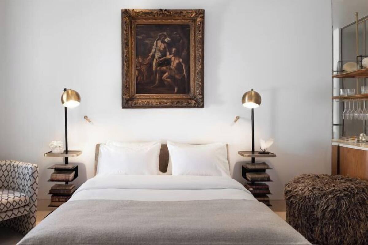 Ropa de cama de alta calidad y minibar