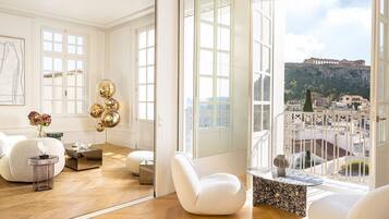 Premium bedding, minibar, in-room safe, individually decorated