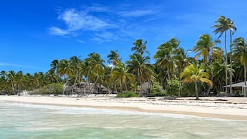 Beach nearby, sun loungers