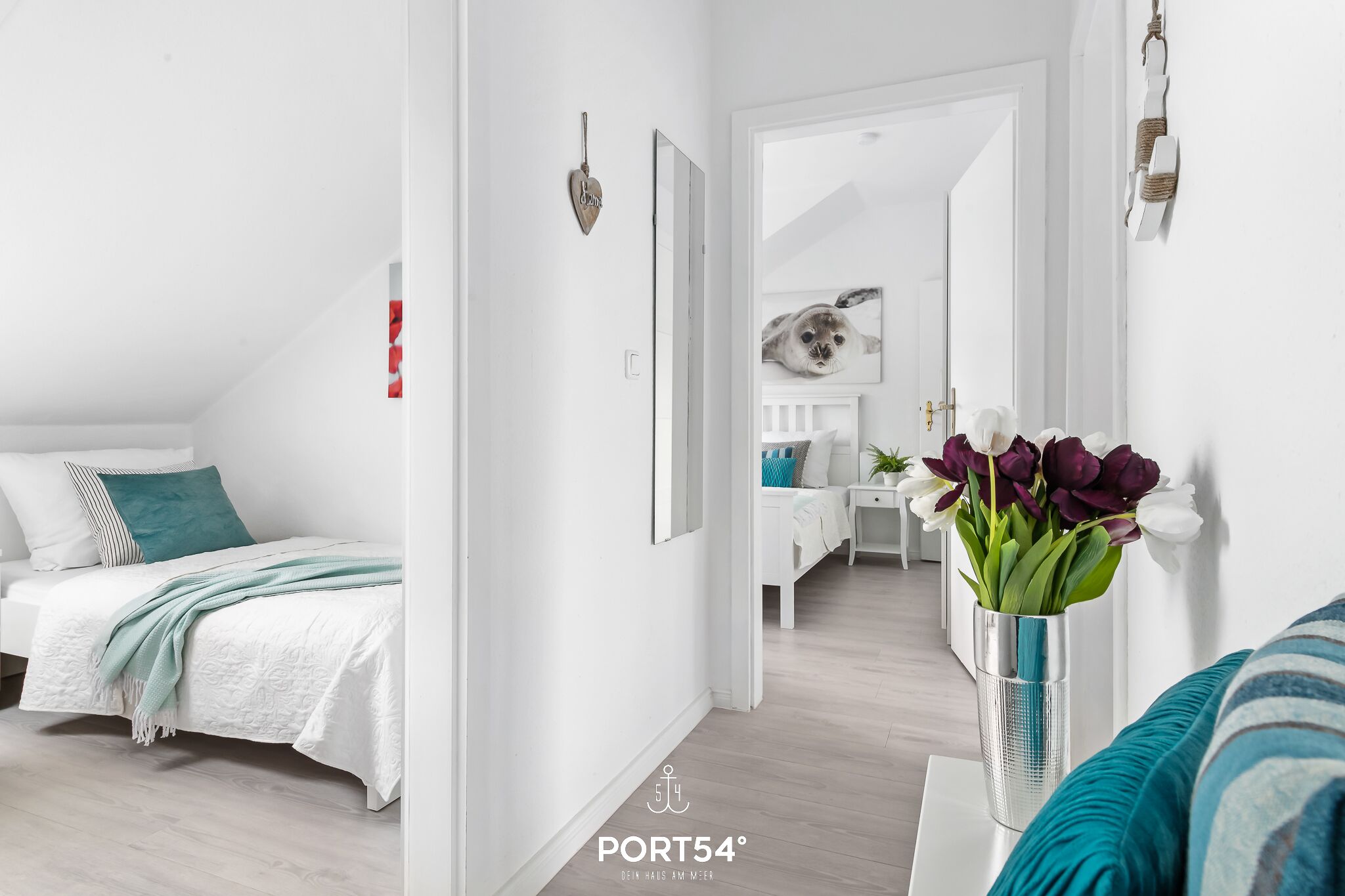 2 bedrooms, travel crib, free WiFi