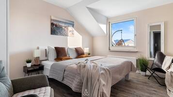 1 bedroom, iron/ironing board, travel cot, free WiFi