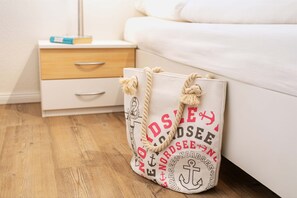 1 bedroom, travel cot, free WiFi