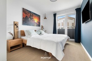 2 bedrooms, iron/ironing board, travel cot, free WiFi