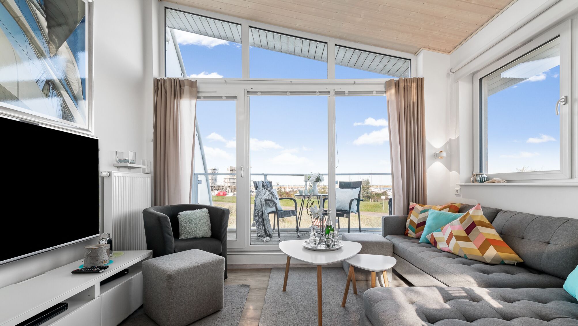 TV, fireplace, DVD player, video library