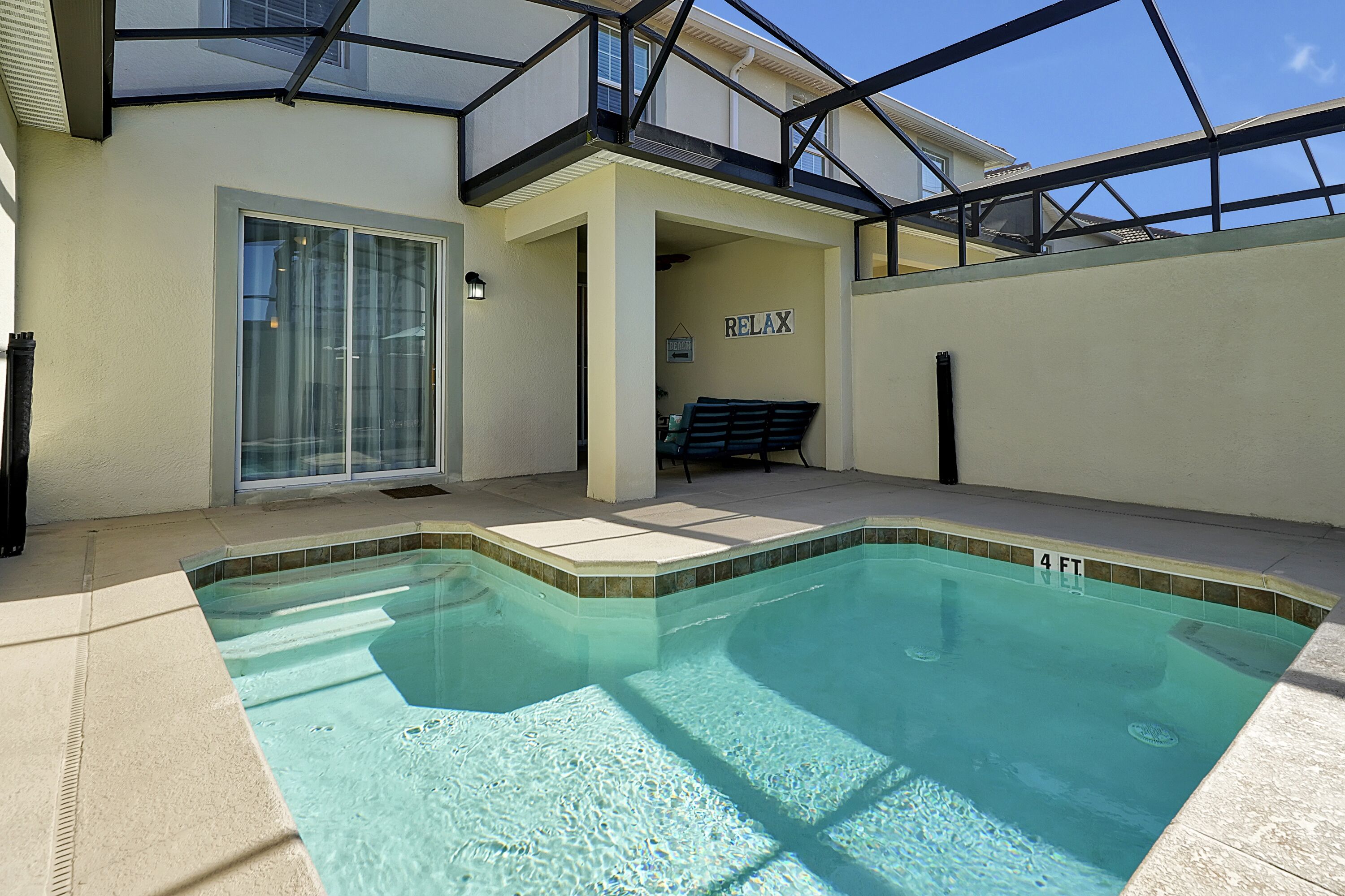 4BDR Townhome with pool in Resort, child-friendly
