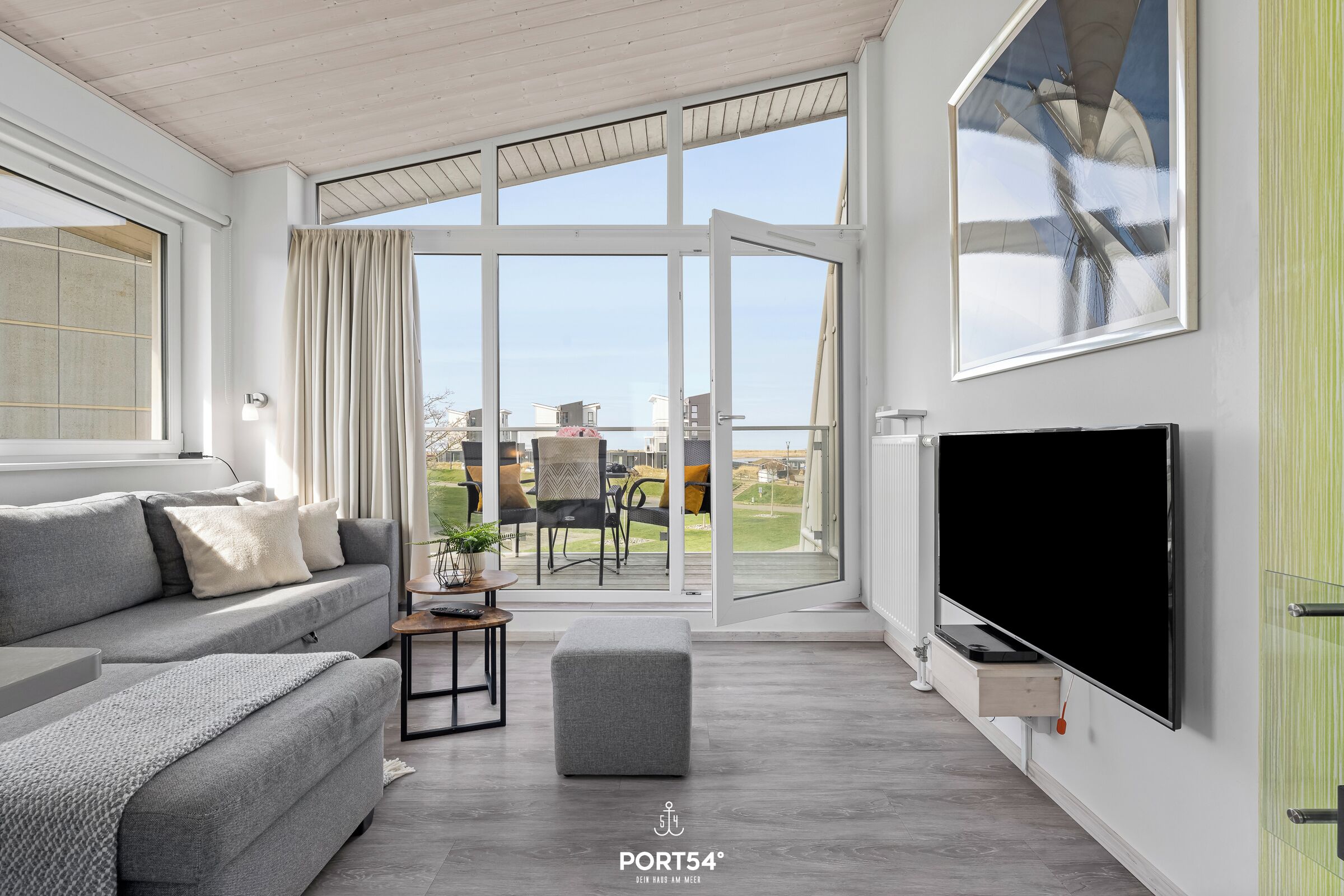 Fernseher, Kamin, DVD-Player, Stereoanlage