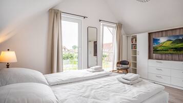 2 室のベッドルーム、アイロン / アイロン台、旅行用ベビーベッド、WiFi (無料)