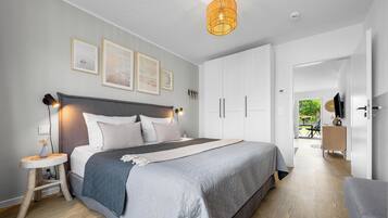 2 Schlafzimmer, Reisekinderbett, kostenloses WLAN, Bettwäsche