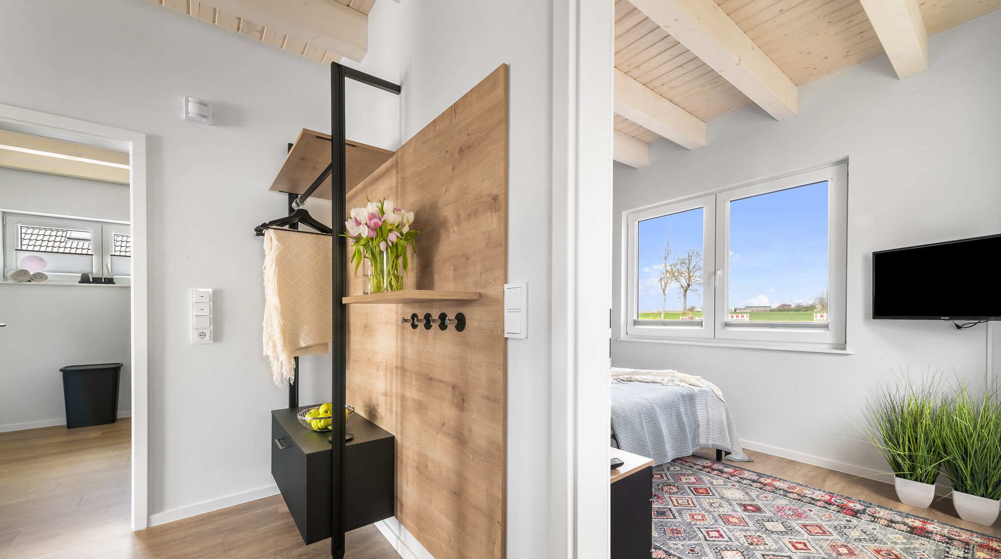 3 bedrooms, iron/ironing board, travel crib, free WiFi