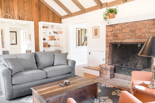 The Red Rock Cabin