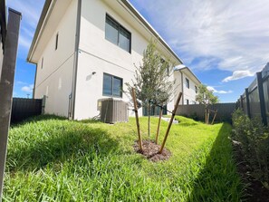 Exterior - Lovely Wonderlux House 5BR by FL Keys MIA Marina (Florida City)