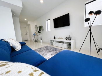 Lovely Wonderlux House 5BR by FL Keys MIA Marina