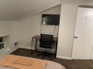 Classic Room | View from room - Downtown Private Rooms- Close to Topgolf (Baltimore)