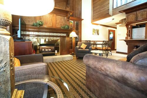 Family Condo, 1 Bedroom, Non Smoking | Living area | 40-inch flat-screen TV with cable channels, TV, fireplace