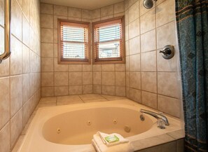 Deluxe-Apartment, 1 Schlafzimmer, Nichtraucher | Badezimmer