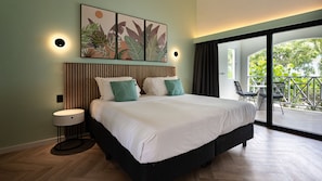 In-room safe, iron/ironing board, free WiFi, bed sheets