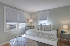4 bedrooms, desk, iron/ironing board, travel cot