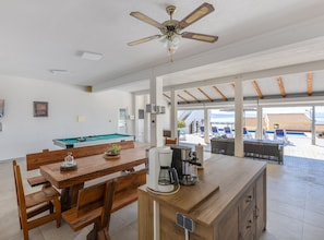 Villa (Six Bedroom Villa with Swimming Pool ) | Comedor