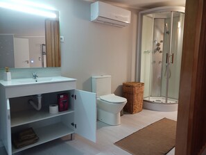 Shower, hair dryer, towels, soap - Casa Tí Carminda (Mogadouro)