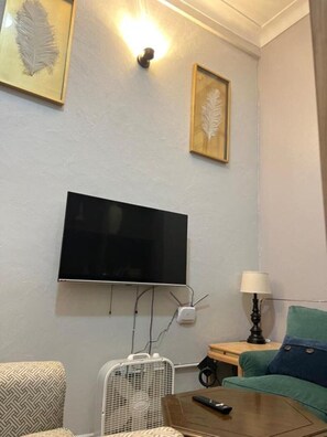 Interior - modern-studio apartment (Kampala,)