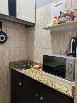 Private kitchen - modern-studio apartment (Kampala,)