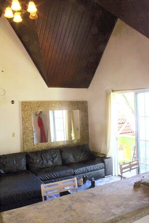 Living area - Naudy Lorena (El Valle de Anton)