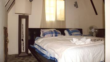 Classic Studio | Blackout curtains, soundproofing, free WiFi