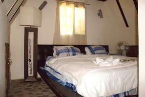 Classic Studio | Blackout drapes, soundproofing, free WiFi