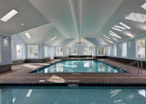 Innenpool, Außenpool