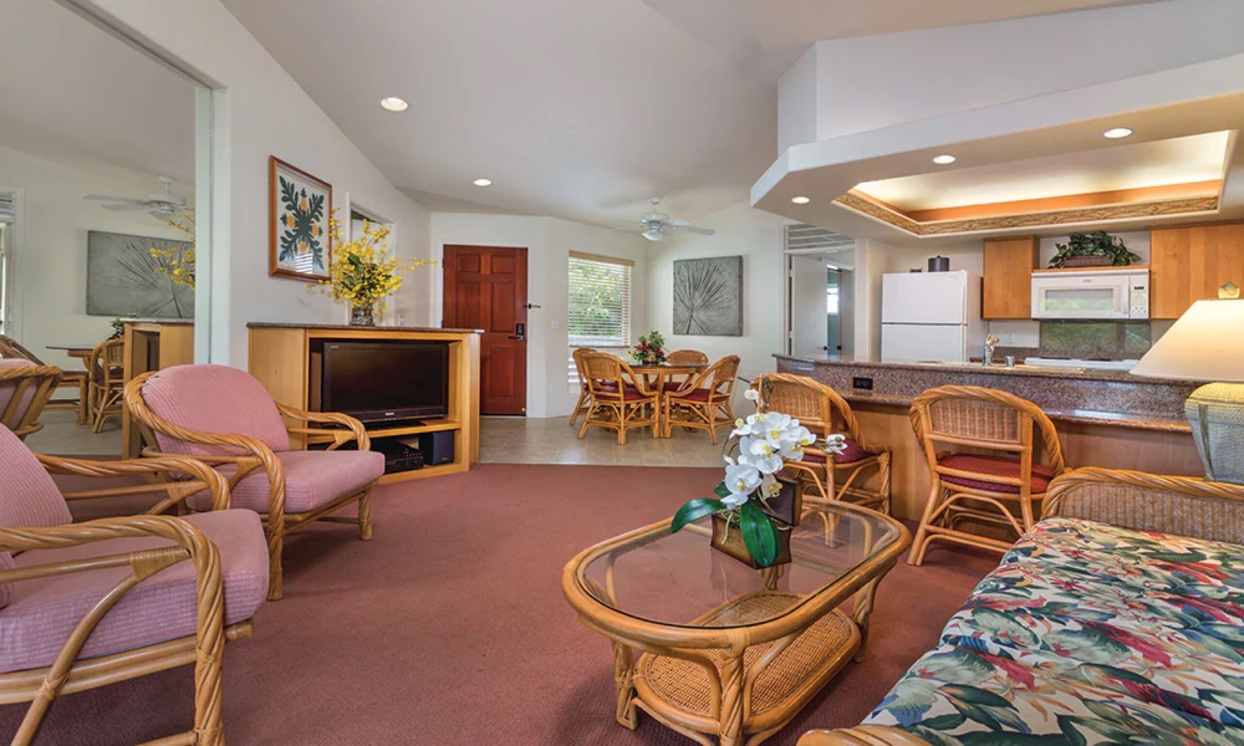 Bali Hai 2BR All amenities included!! - Photo 5