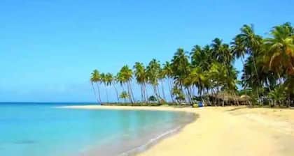 Rooftop with an amazing View of the beach.
