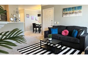 Smart TV, fireplace, computer monitors