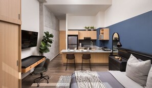 Eenvoudig appartement | 1 slaapkamer, een strijkplank/strijkijzer, gratis wifi, beddengoed