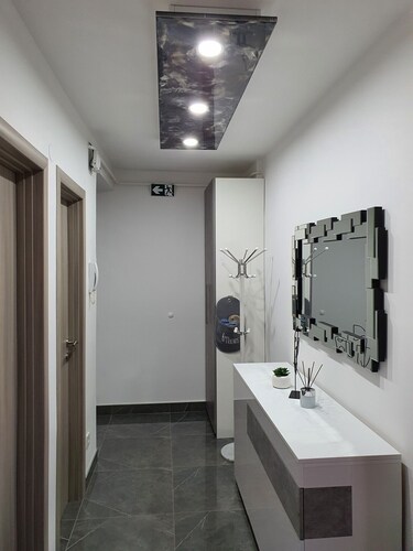 Apartment Pallaton - One Bedroom Apartment with Balcony