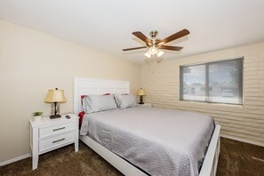 4 bedrooms, desk, iron/ironing board, travel crib