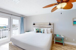 4 soveværelser, strygejern/strygebræt, internetforbindelse, sengetøj