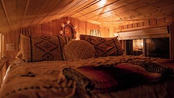 Huisje, 1 queensize bed (1) | Gratis wifi, beddengoed