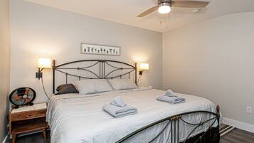 2 Schlafzimmer, Bügeleisen/Bügelbrett, WLAN, Bettwäsche