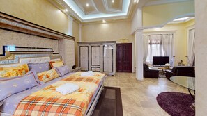 Hypo-allergenic bedding, down duvets, in-room safe - Farhyda & Frères Hôtels  (Bangangte)