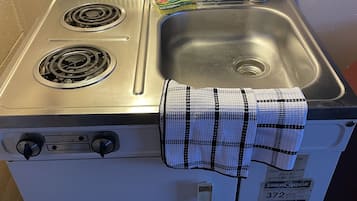 Kamar Double Deluks | Ruang kerja ramah laptop, Wi-Fi gratis, dan seprai linen