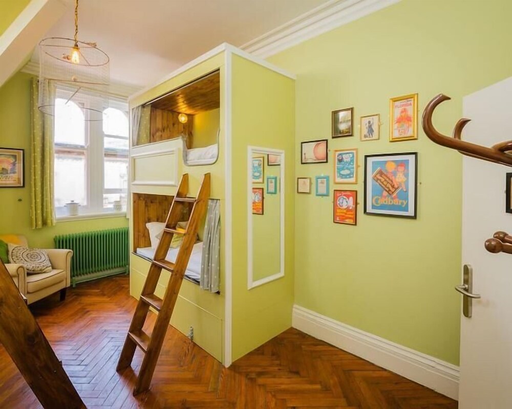 Mrs Potts Hostel ( Closed down) by null