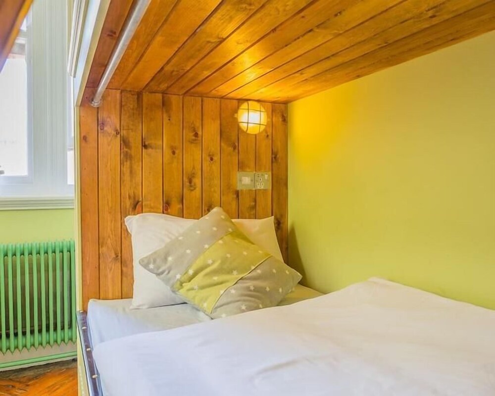 Mrs Potts Hostel ( Closed down) by null