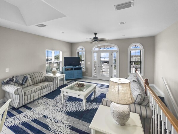 Hus - 2 sovrum | Vardagsrum