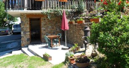 studio 20 m2 idéal pour une cure à Brides ou skier dans les 3 vallées