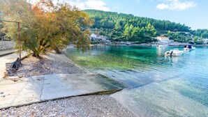 Unclassified image, 3 of 7, button - Inviting 2-bed House in Blato (Korcula)