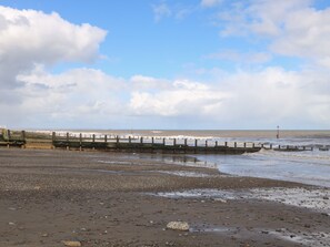 Beach nearby - Church View (Driffield)