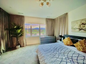 5 chambres, bureau, fer et planche à repasser, accès au Wi-Fi (inclus)