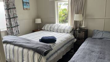 2 bedrooms, desk, iron/ironing board, free WiFi