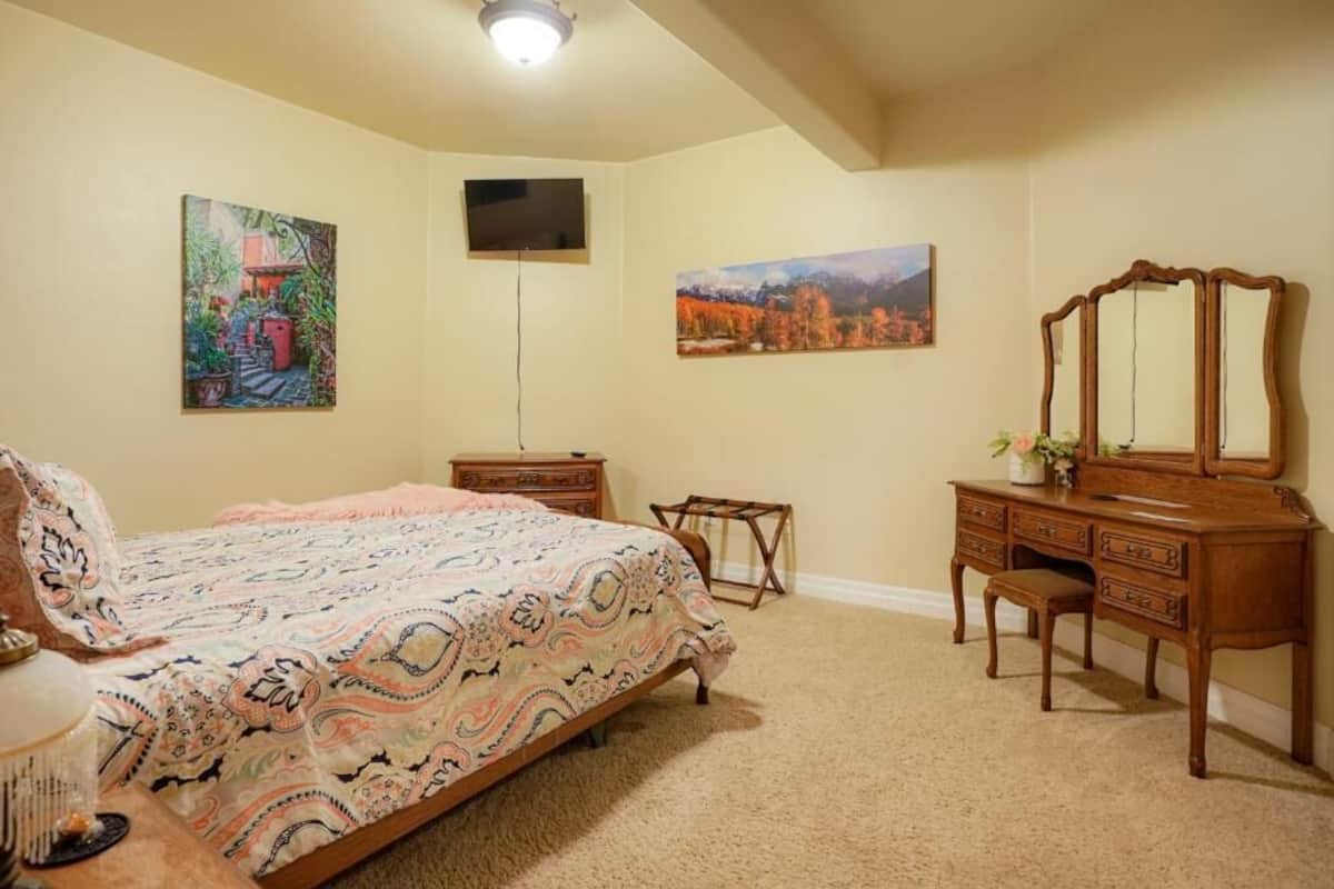 1 bedroom, premium bedding, pillow-top beds, individually decorated
