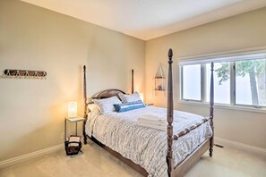 4 chambres, bureau, fer et planche à repasser, accès Internet